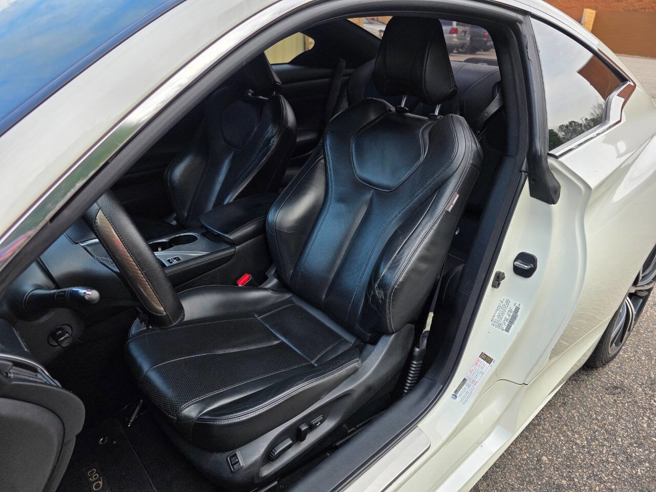 Used 2017 INFINITI Q60 2.0t w/ Premium Plus Package 2.0T image 13