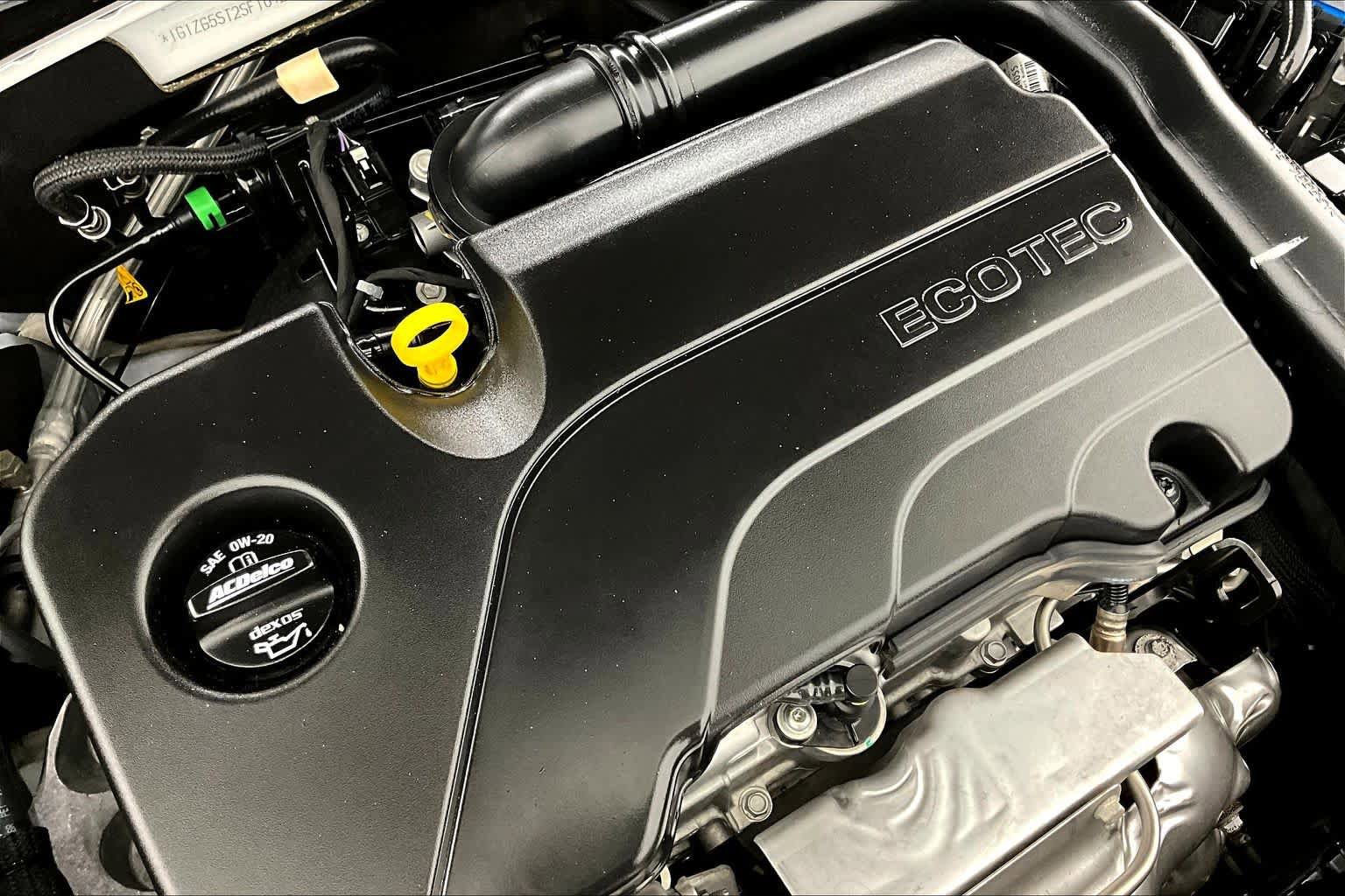 Used 2025 Chevrolet Malibu RS FWD image 32