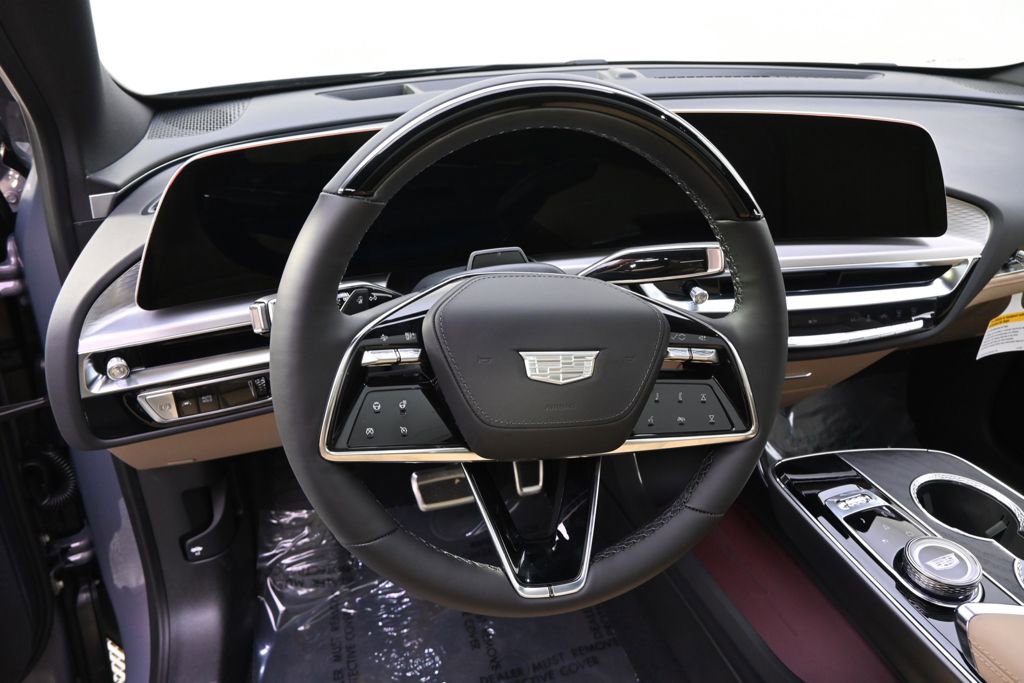 New 2025 Cadillac Lyriq Luxury w/ Nappa Leather Package image 12
