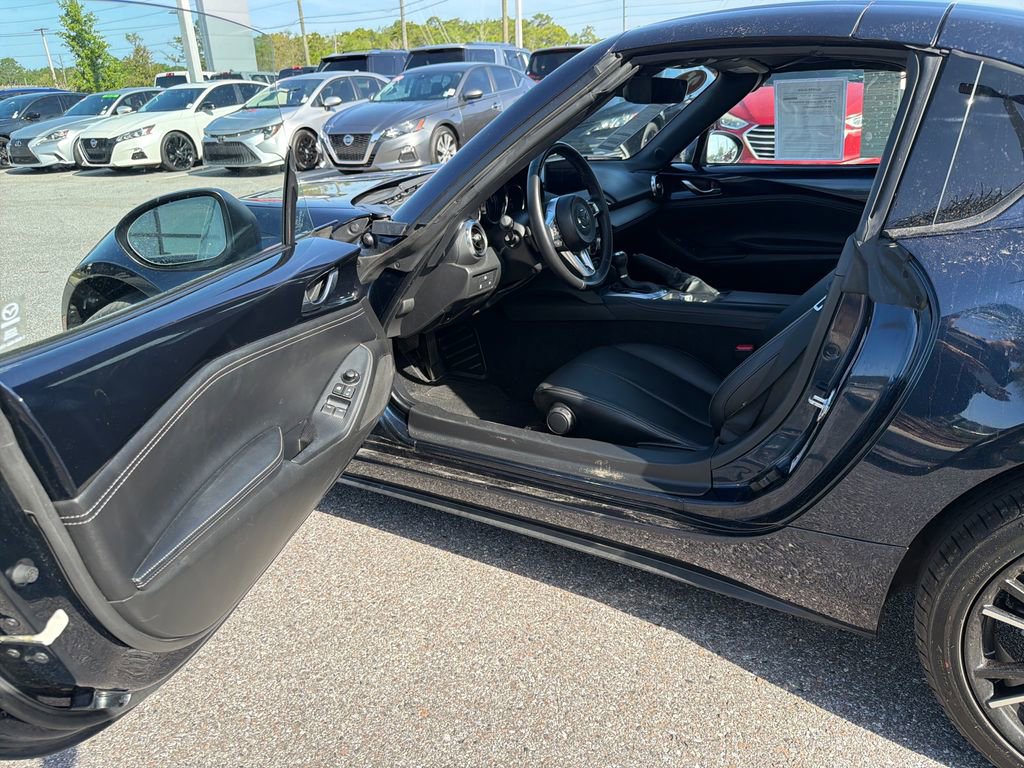 Used 2025 MAZDA MX-5 Miata RF Grand Touring image 11
