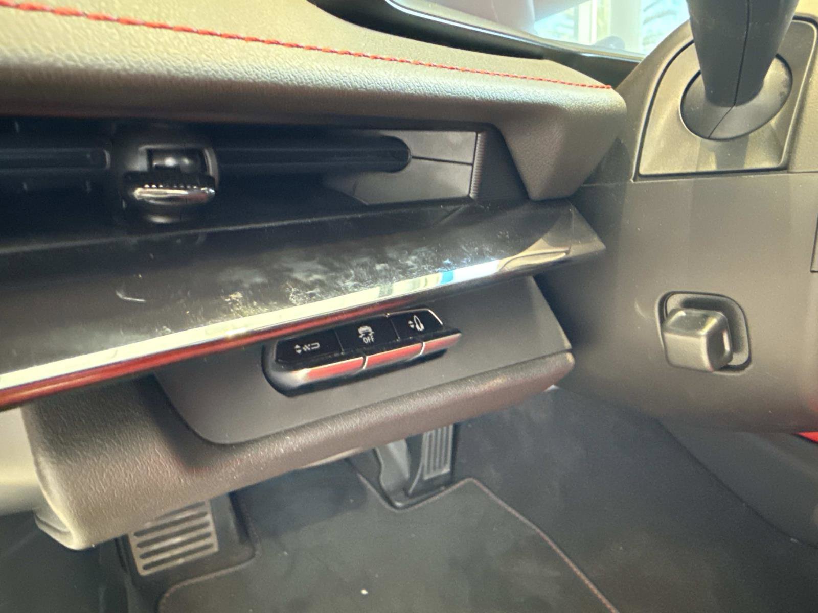 Used 2026 Chevrolet Corvette Stingray Preferred Conv w/ Z51 Performance Package RWD image 35