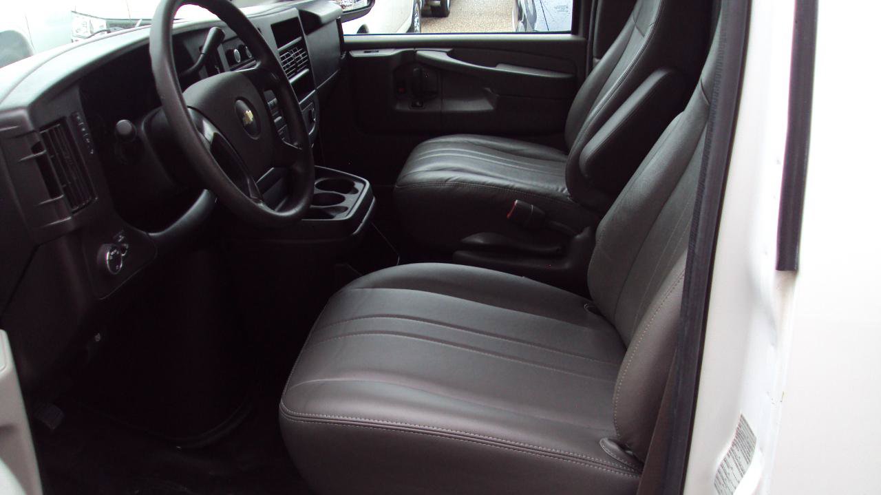 Used 2014 Chevrolet Express 1500 AWD image 21