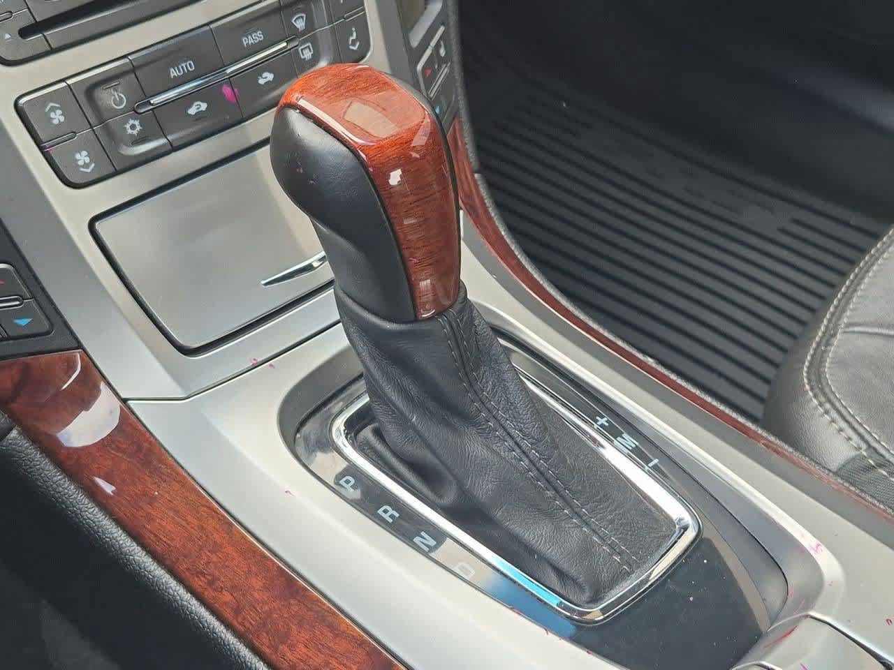Used 2013 Cadillac CTS Luxury w/ Wood Trim Package AWD/4WD image 32