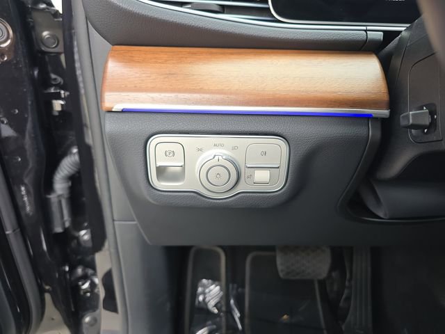 Used 2025 Mercedes-Benz GLE 350 4MATIC image 36