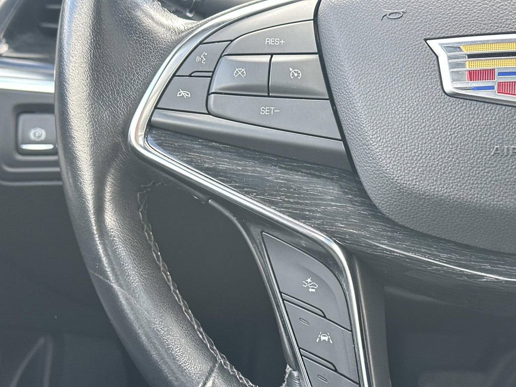 Used 2023 Cadillac XT5 Premium Luxury image 23