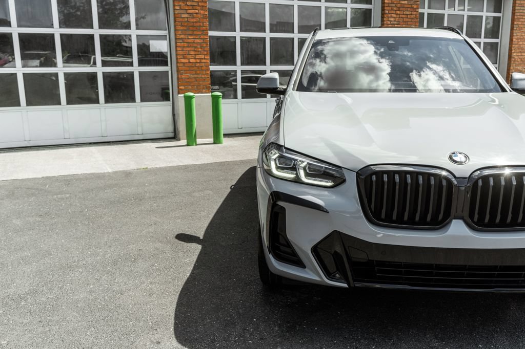 Used 2022 BMW X3 xDrive30i AWD/4WD image 36