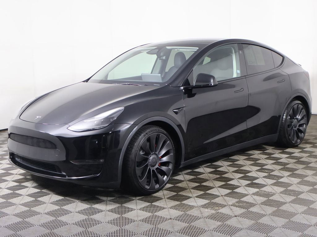 Used 2024 Tesla Model Y Performance image 8