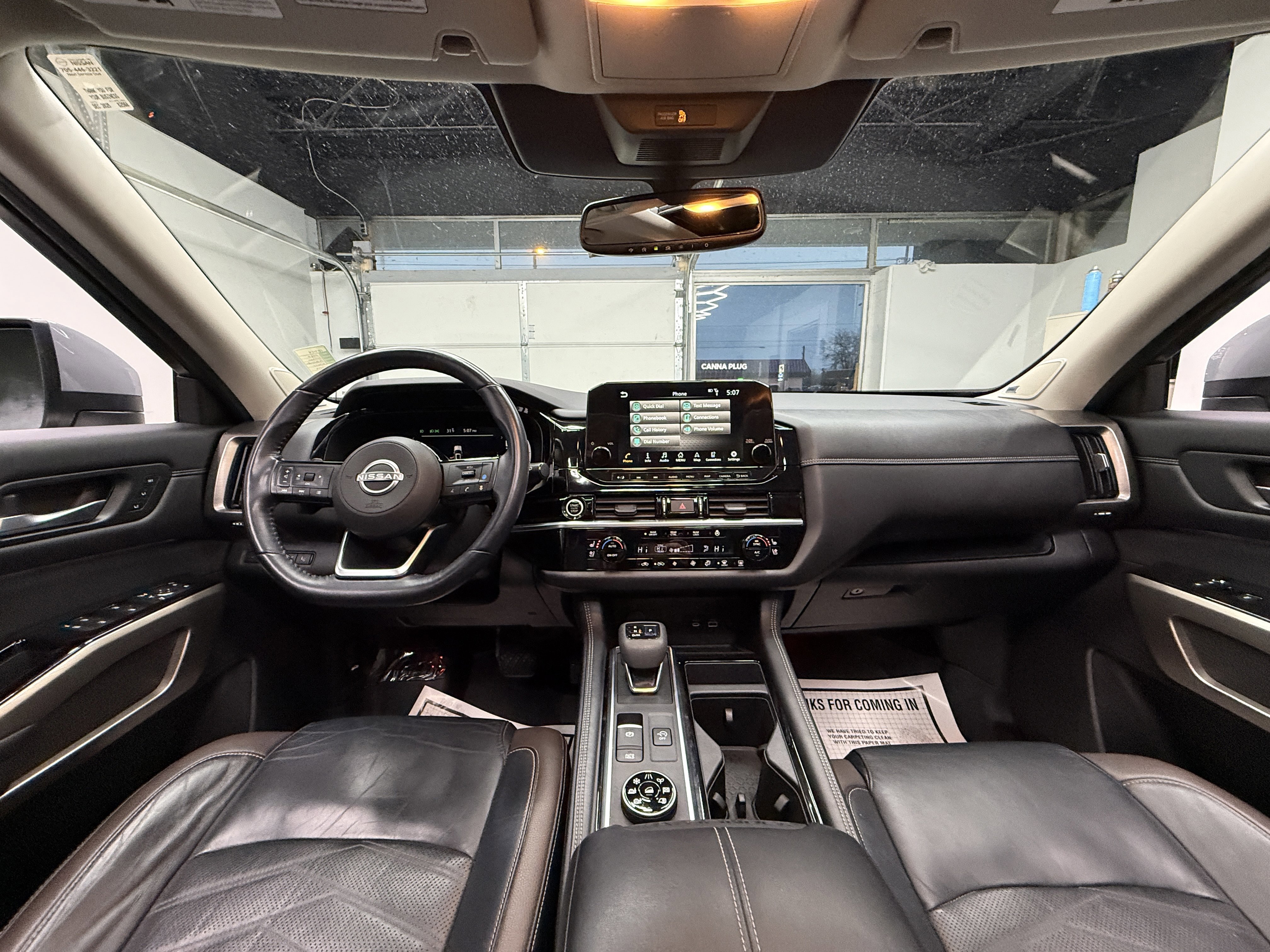 Used 2022 Nissan Pathfinder Platinum image 18