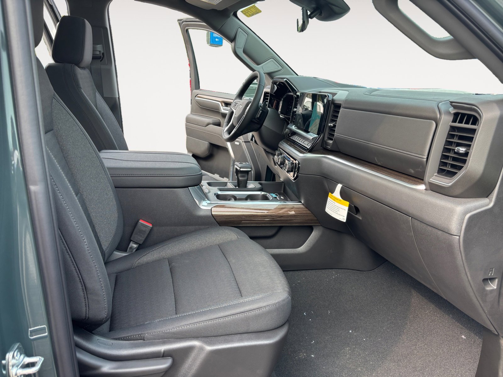 New 2026 Chevrolet Silverado 1500 LT Trail Boss w/ Convenience Package II image 15