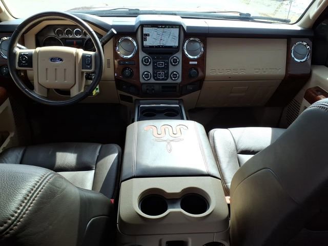 Used 2015 Ford F250 King Ranch w/ King Ranch w/Chrome Package image 12