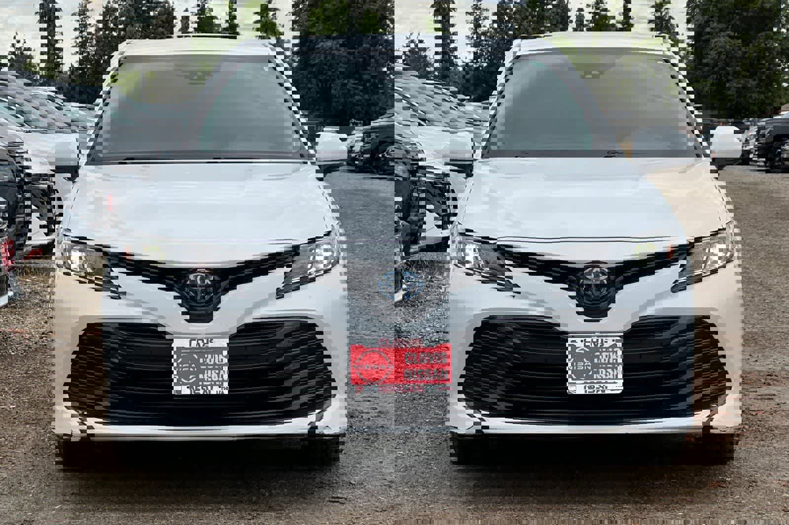 Used 2020 Toyota Camry LE image 11