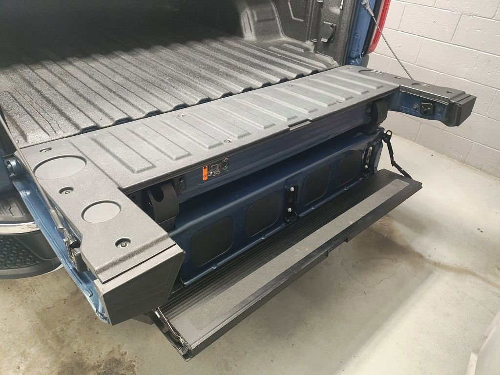 Used 2024 GMC Sierra 1500 SLT w/ SLT Premium Plus Package image 22