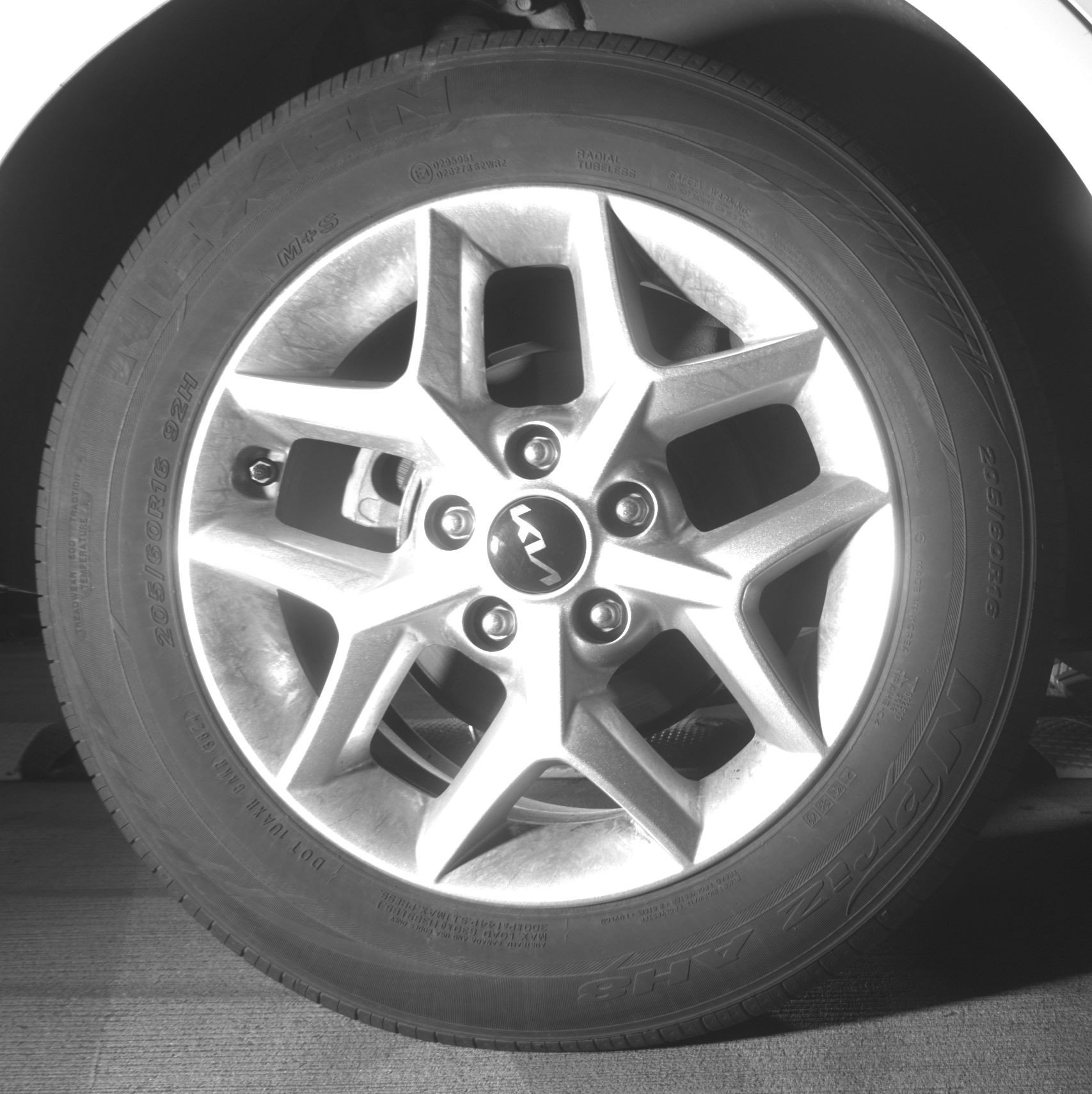 Used 2025 Kia Soul LX w/ LX Technology Package FWD image 15