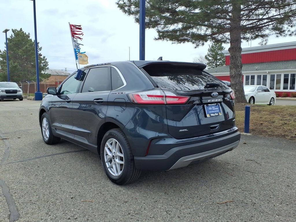 Certified 2024 Ford Edge SEL AWD/4WD image 9