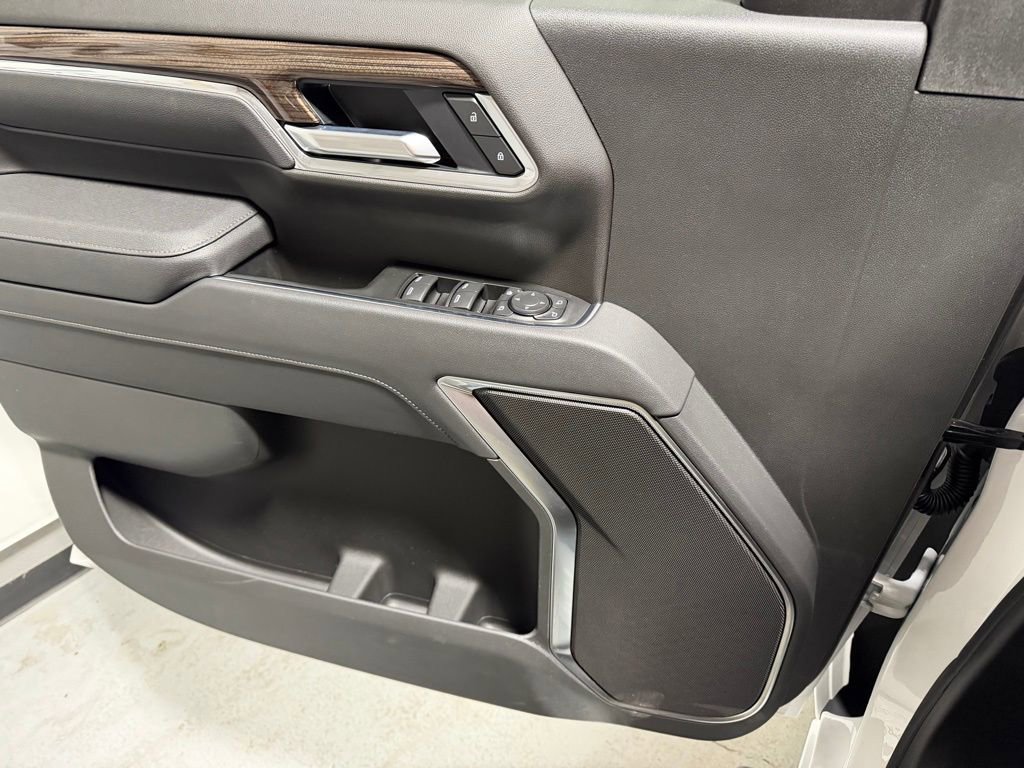 New 2026 Chevrolet Silverado 2500 LT w/ All Star Edition image 11
