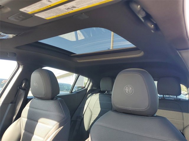 New 2025 Alfa Romeo Tonale w/ Premium Package image 36