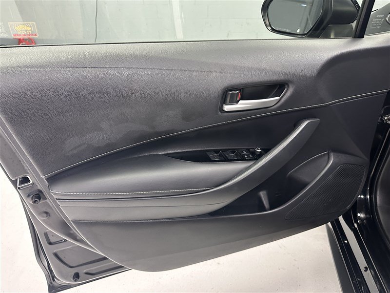 Used 2021 Toyota Corolla SE FWD image 18