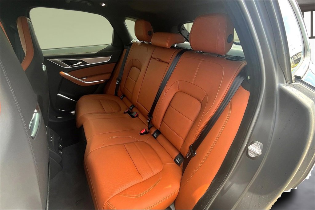 New 2026 Jaguar F-PACE R-Dynamic S image 10