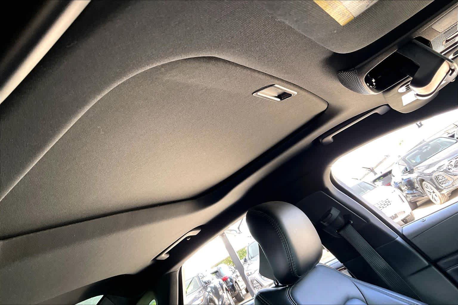 Used 2017 Lincoln MKZ Select w/ Select Plus Package FWD image 13