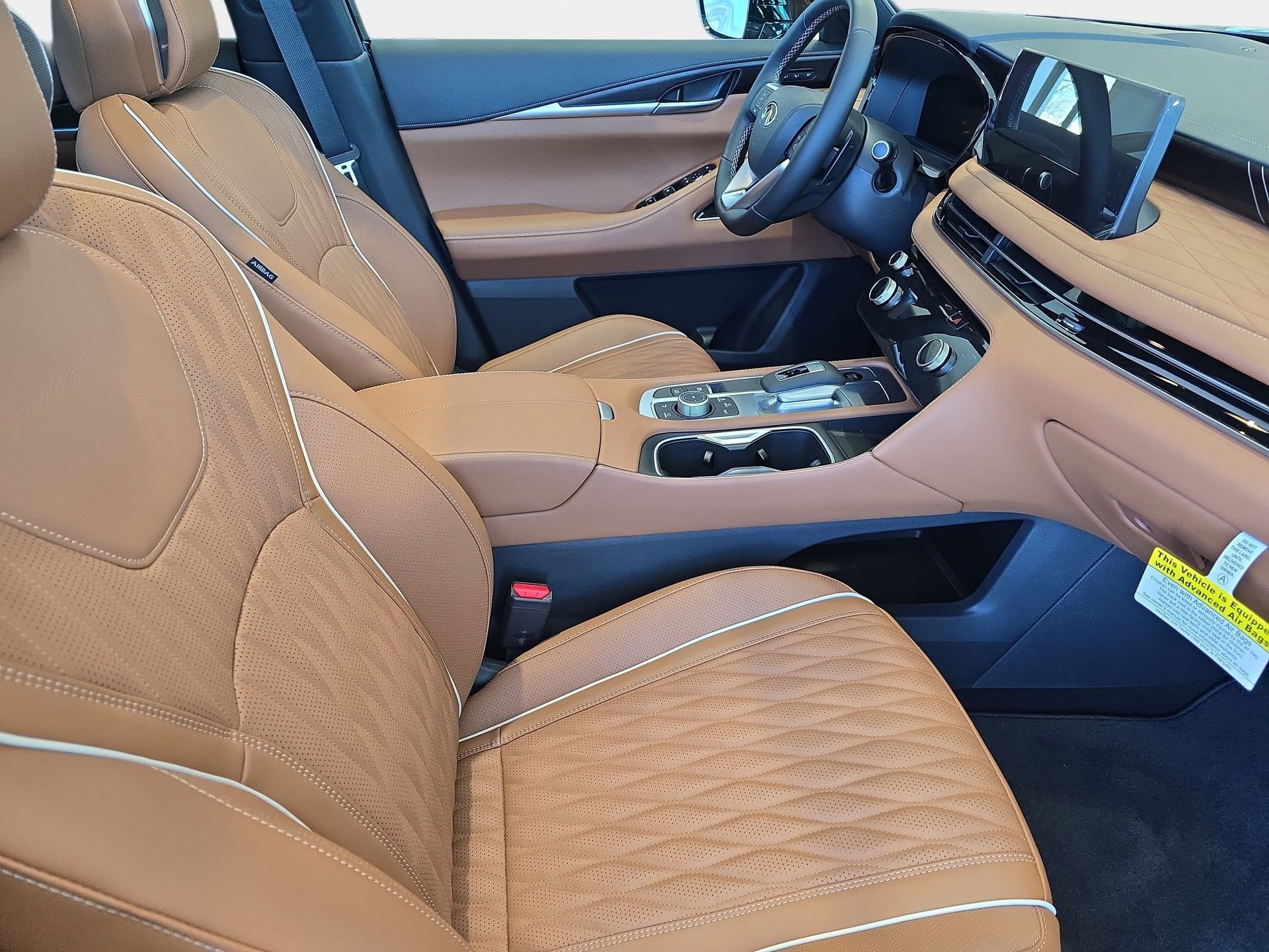 New 2026 INFINITI QX60 Autograph w/ Dark Cargo Package image 10