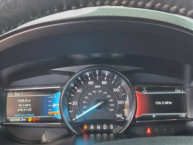 Used 2019 Ford Explorer XLT w/ Equipment Group 202A AWD/4WD image 11