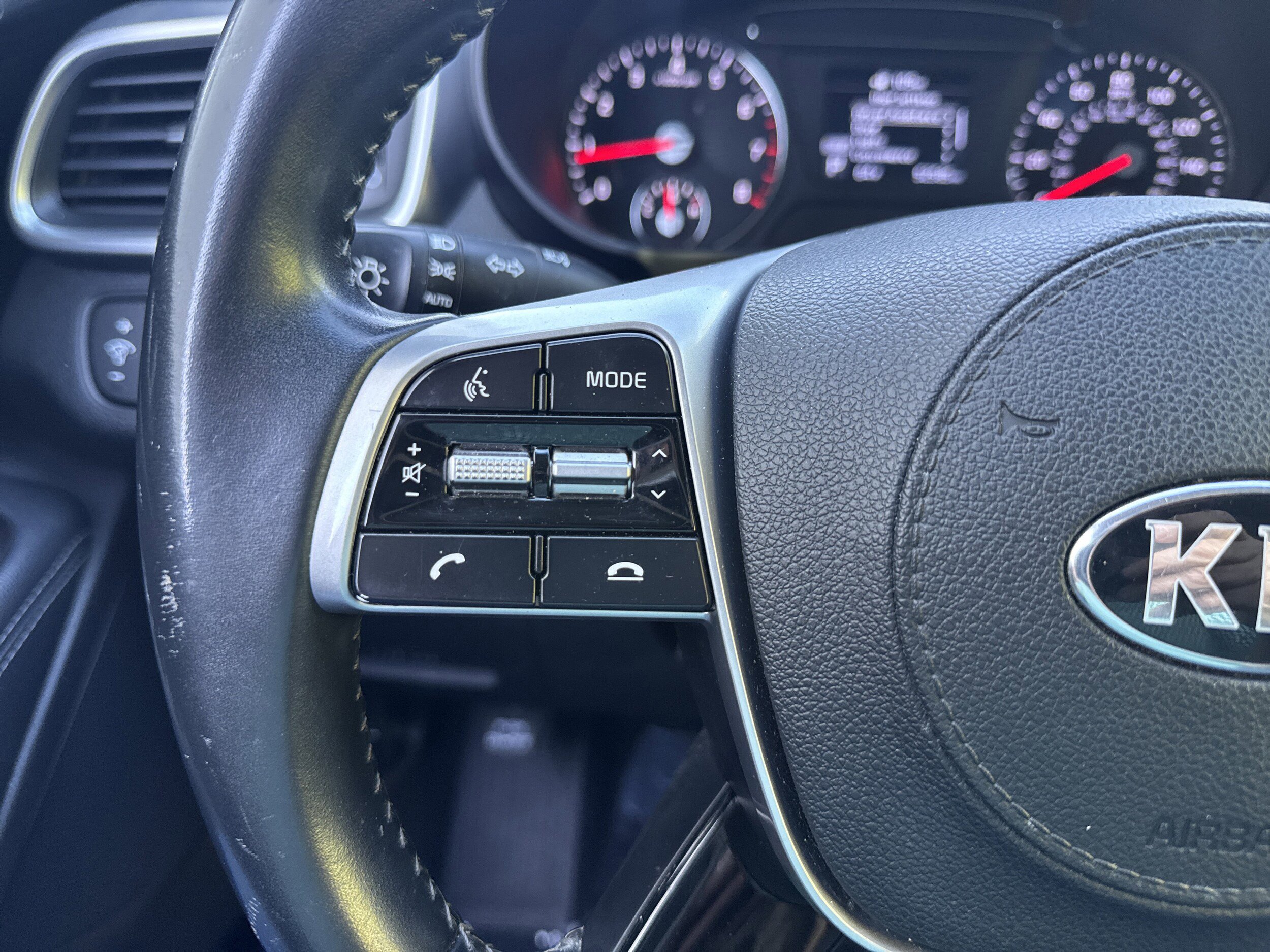 Used 2019 Kia Sorento S FWD image 22