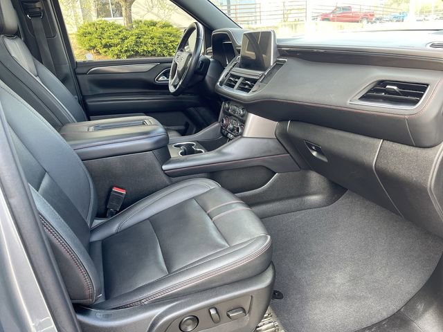 Used 2022 Chevrolet Tahoe RST w/ Luxury Package AWD/4WD image 17