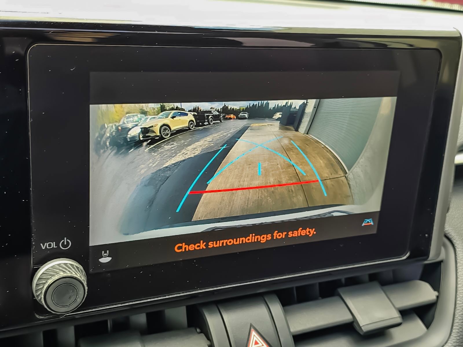 Used 2023 Toyota RAV4 XLE w/ Convenience Package image 18