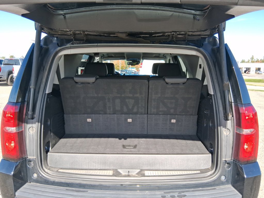 Used 2019 Chevrolet Tahoe LT w/ LT Signature Package AWD/4WD image 22