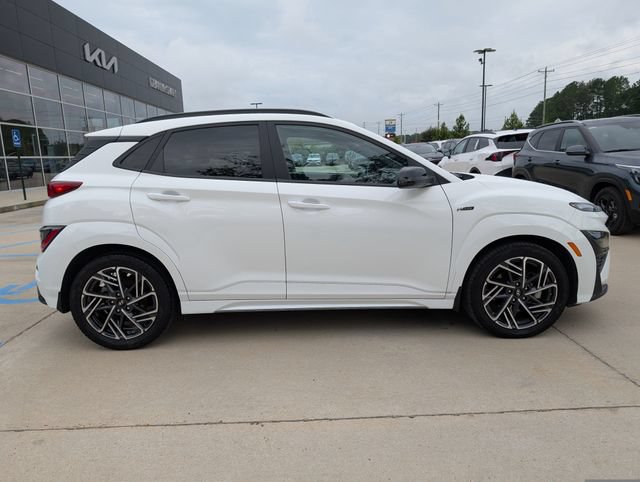 Used 2022 Hyundai Kona N Line w/ Tech Package FWD image 2
