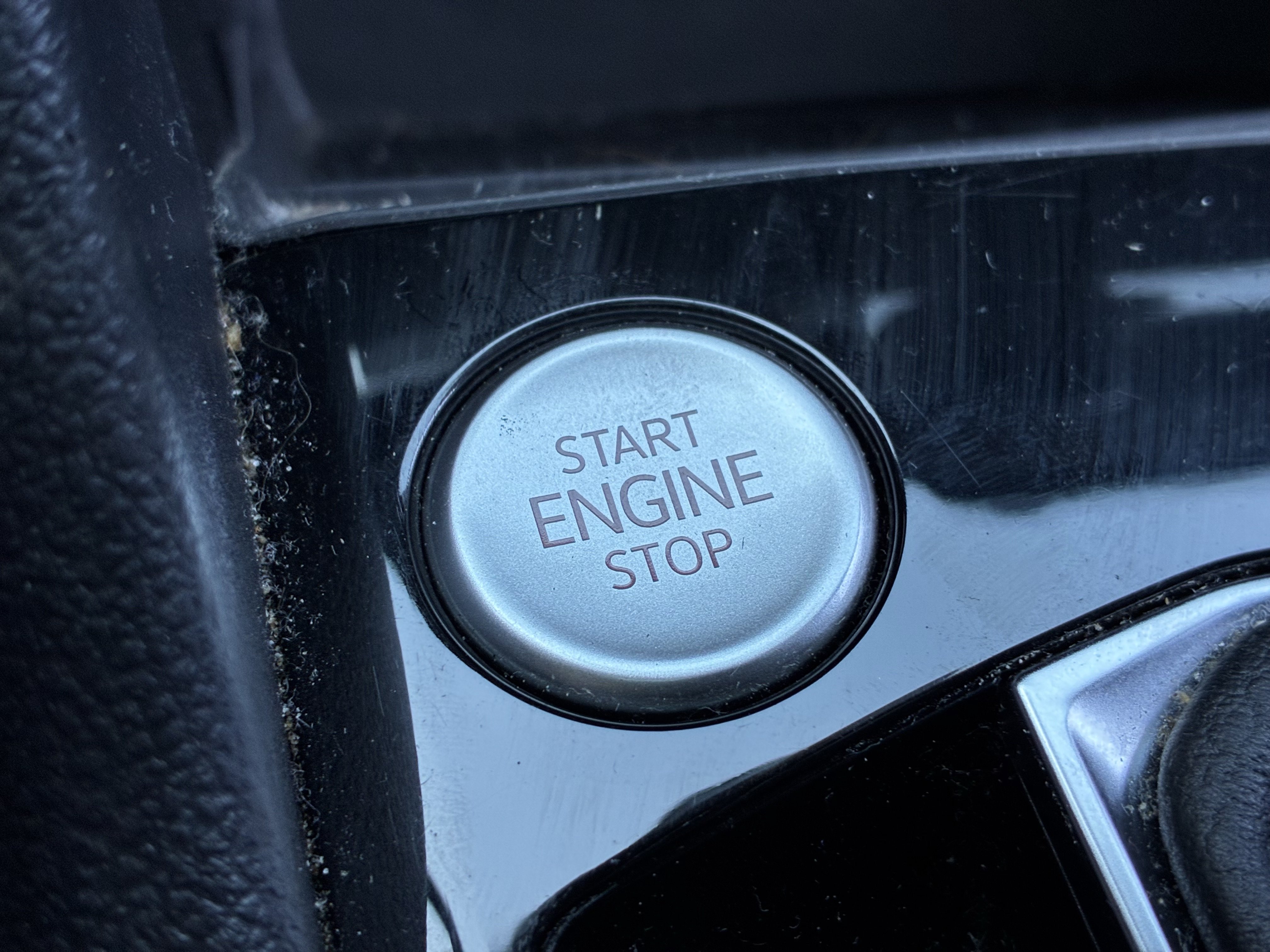 Certified 2023 Volkswagen Taos SEL AWD/4WD image 30