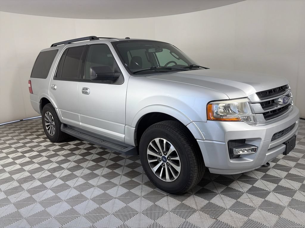 Used 2017 Ford Expedition XLT AWD/4WD image 1