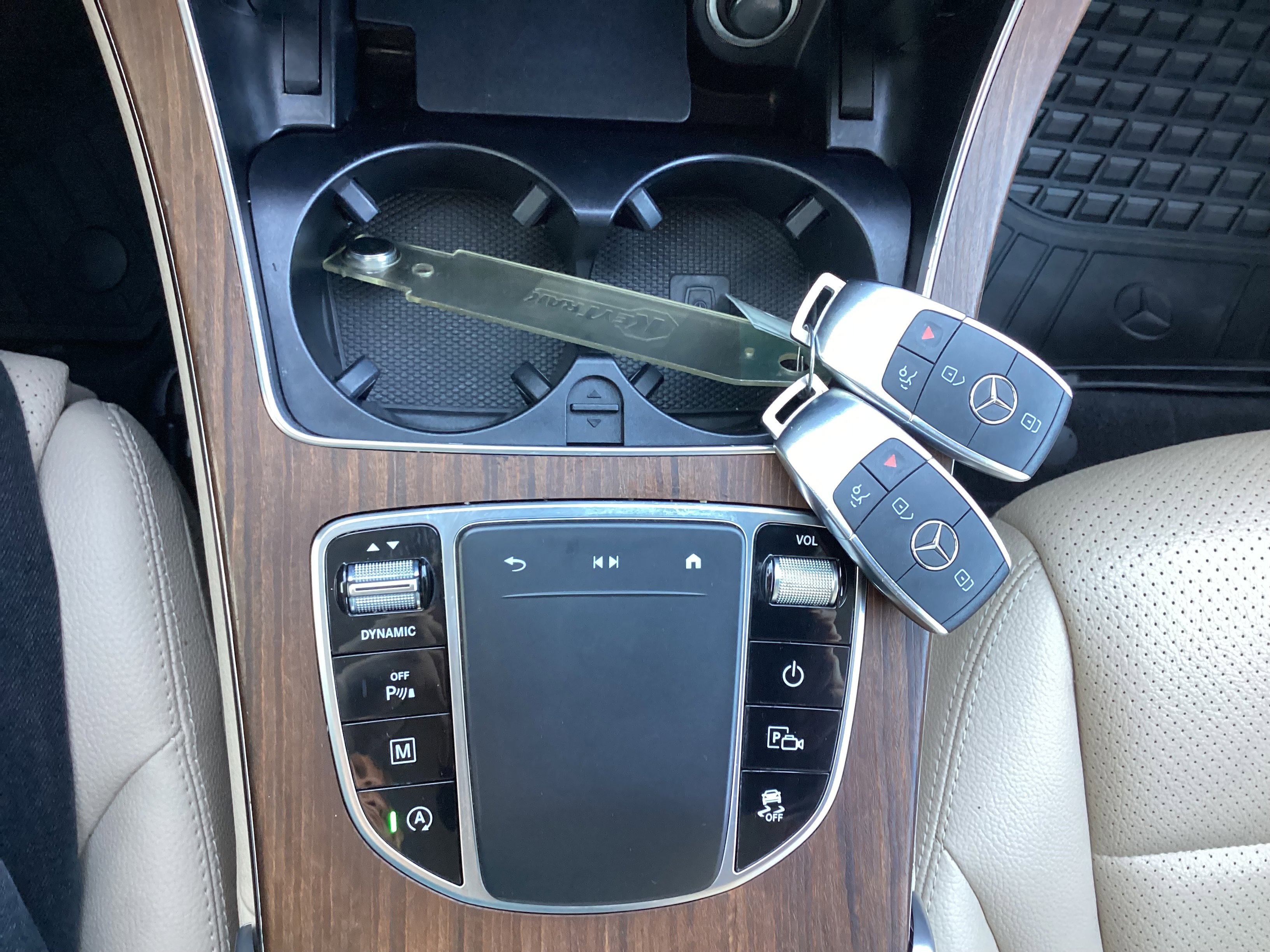 Used 2021 Mercedes-Benz GLC 300 4MATIC image 13