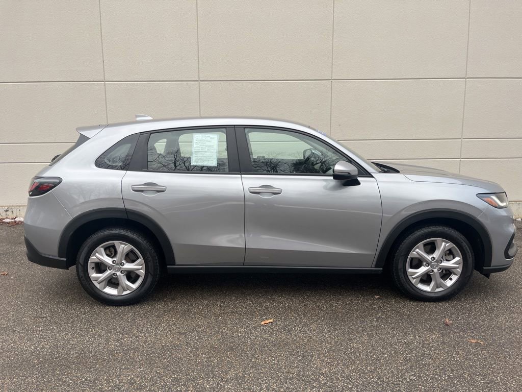 Certified 2023 Honda HR-V LX image 5