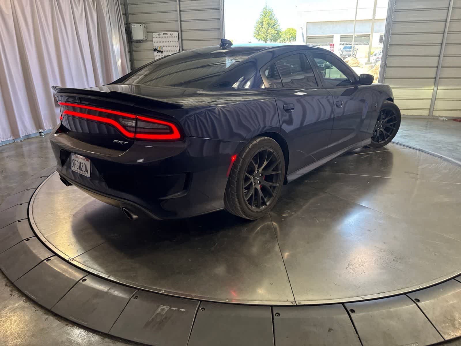 Used 2016 Dodge Charger SRT Hellcat RWD image 5