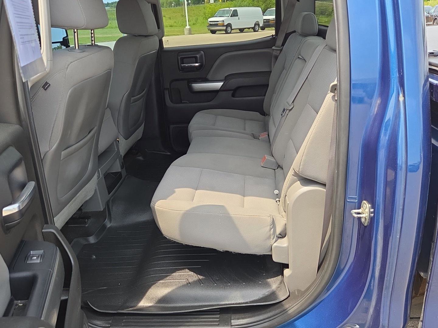 Used 2015 Chevrolet Silverado 2500 LT w/ LT Convenience Package AWD/4WD image 13
