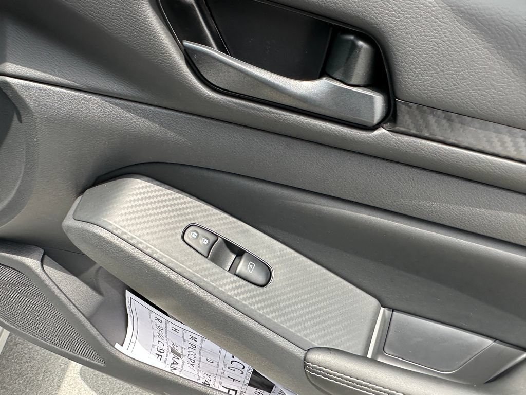 New 2026 Nissan Altima 2.5 SV FWD image 18