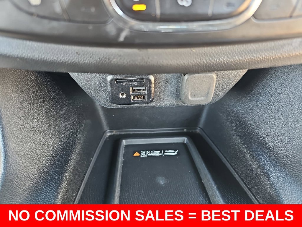 Used 2023 Chevrolet Traverse Premier w/ Redline Edition AWD/4WD image 27