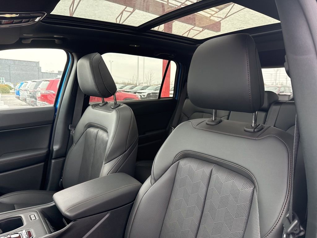 New 2026 Jeep Cherokee Overland w/ Advanced Pro Tech Group image 16