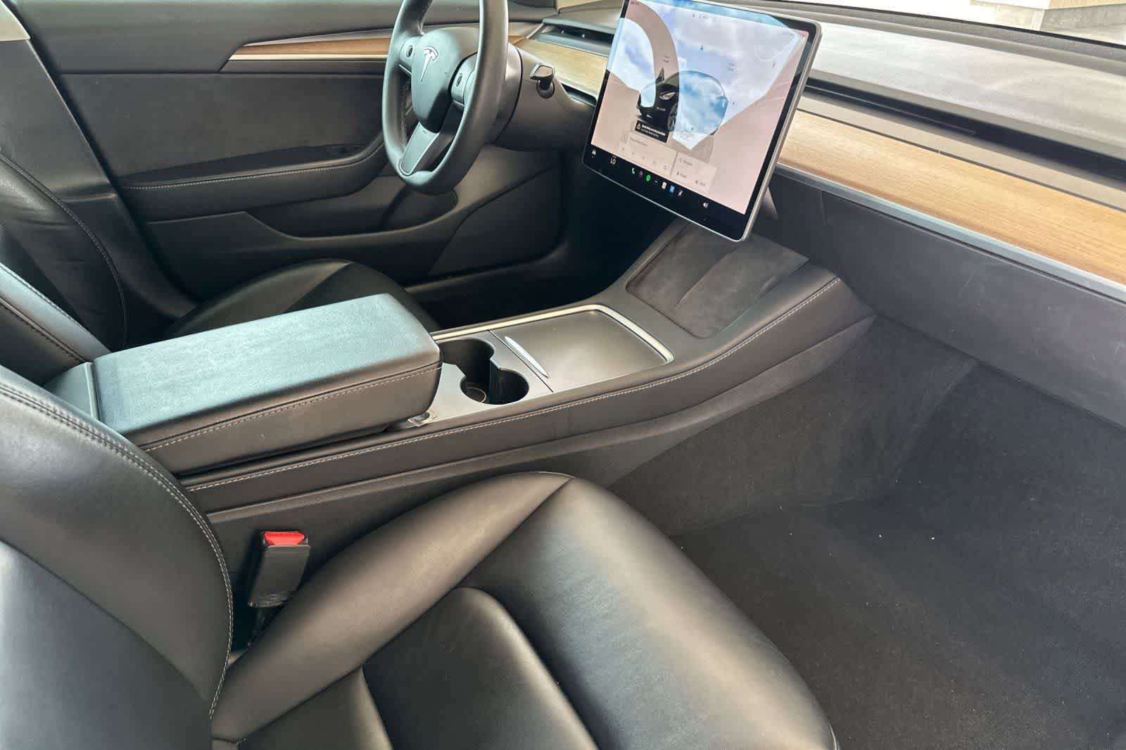 Used 2022 Tesla Model 3 Long Range AWD/4WD image 16