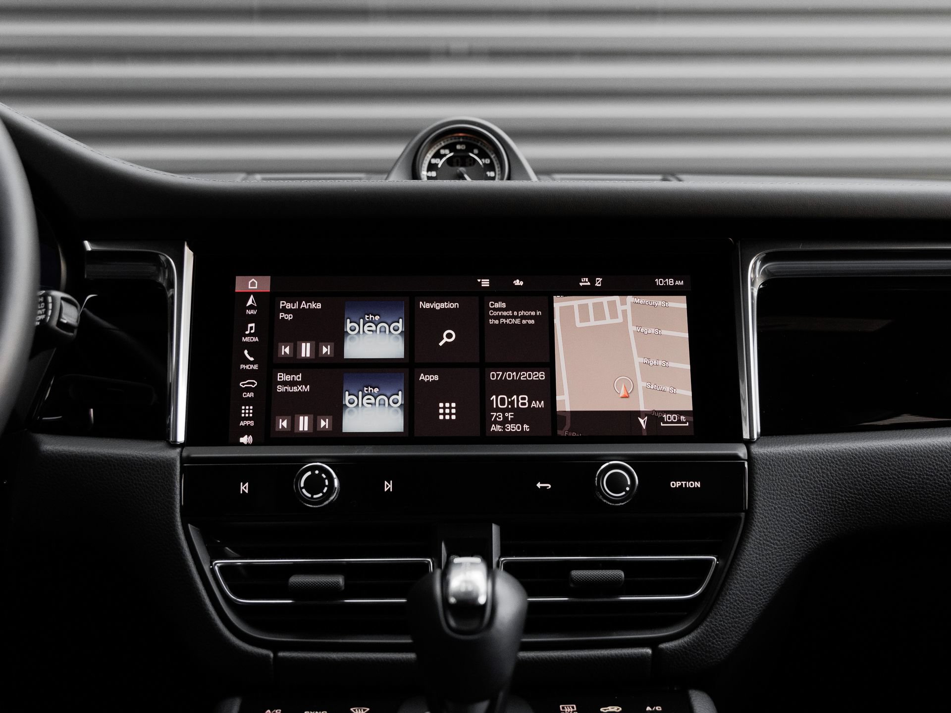 Certified 2026 Porsche Macan AWD/4WD image 21