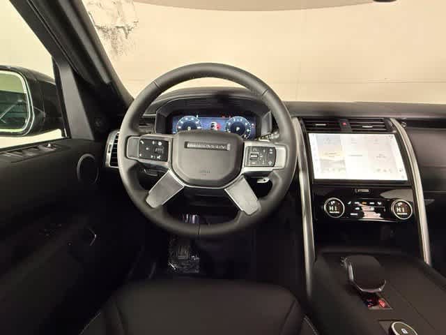 New 2026 Land Rover Discovery S AWD/4WD image 16