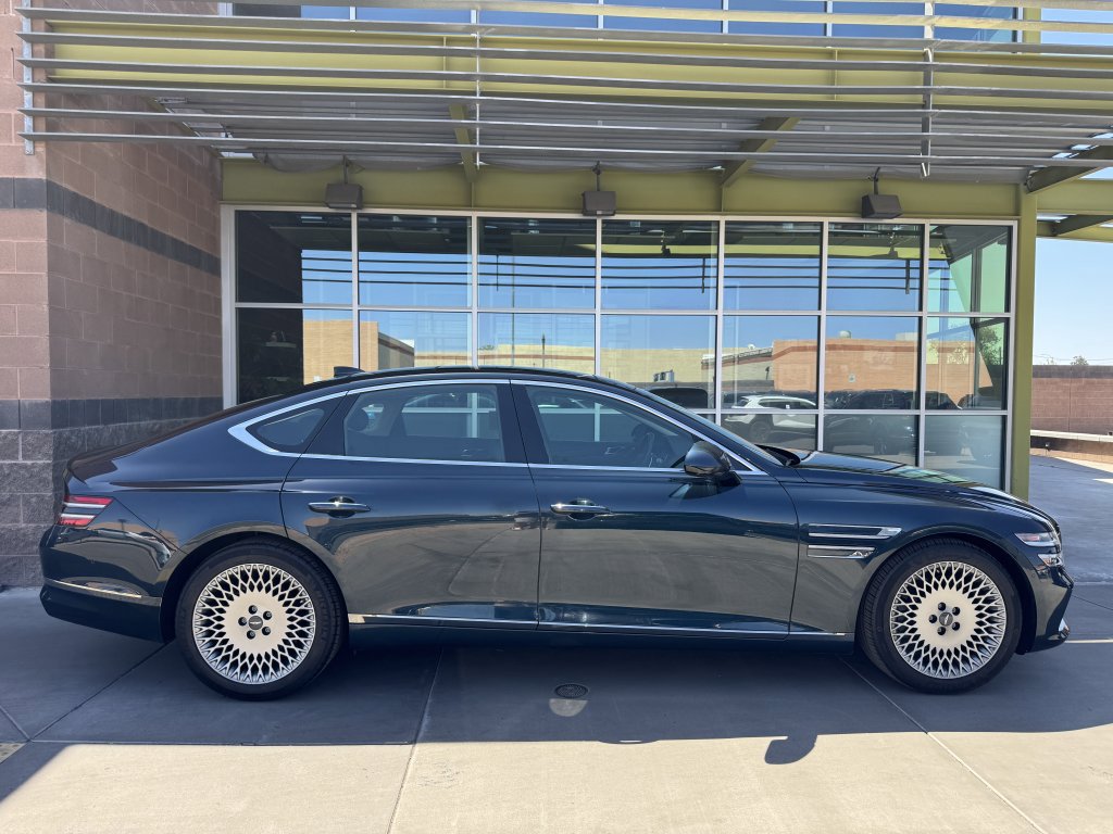 Used 2022 Genesis G80 2.5T w/ Prestige Package image 9
