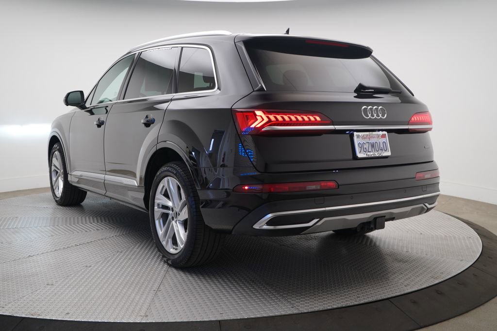 Used 2023 Audi Q7 2.0T Premium w/ Convenience Package image 3