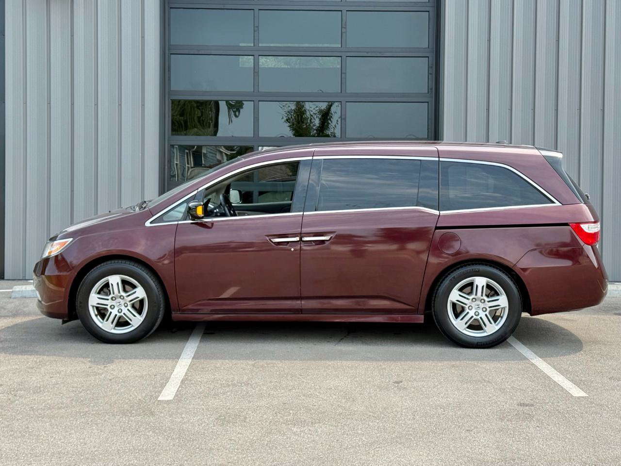 Used 2011 Honda Odyssey Touring image 8