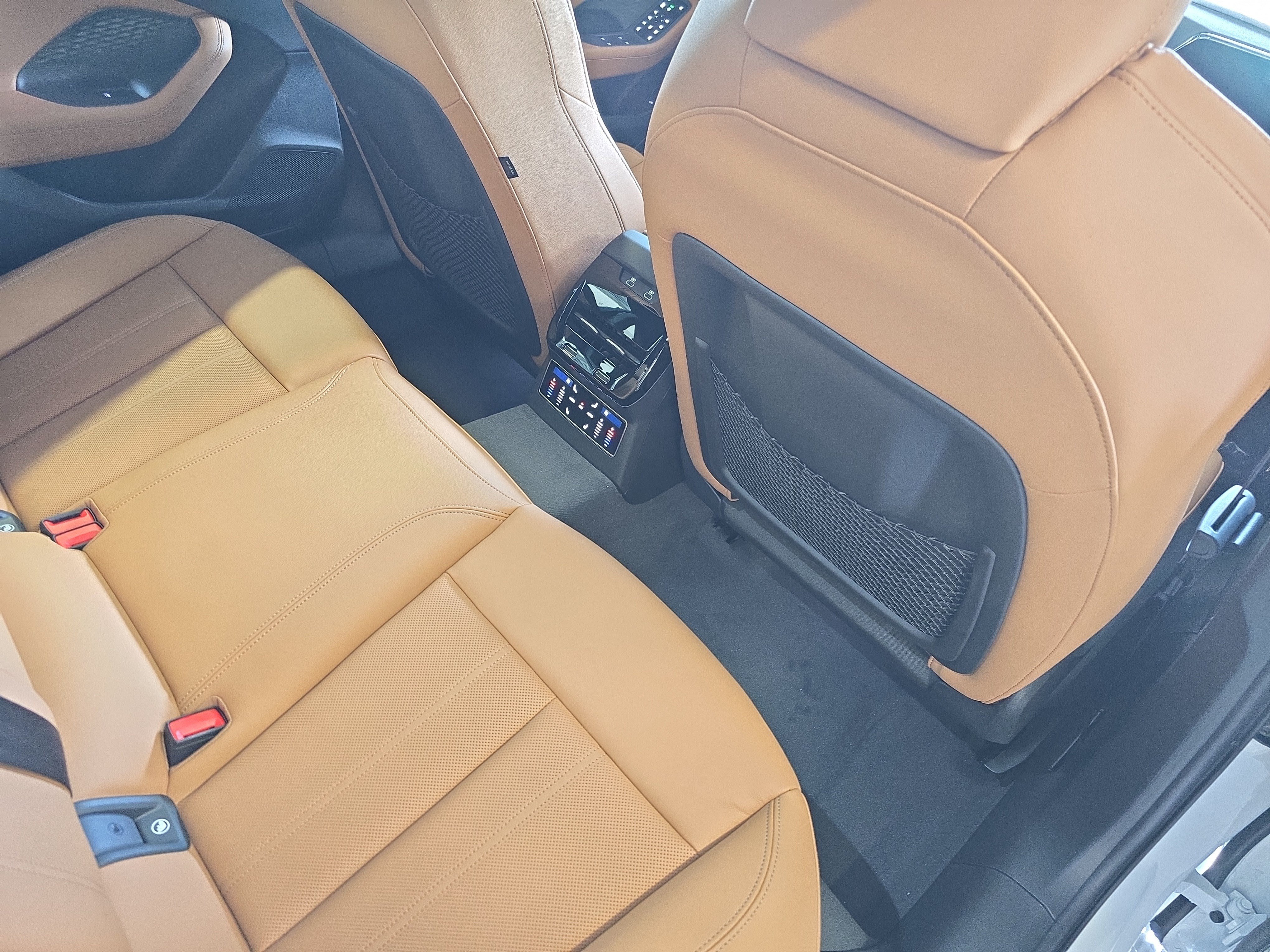 New 2026 Audi A6 Premium Plus AWD/4WD image 11