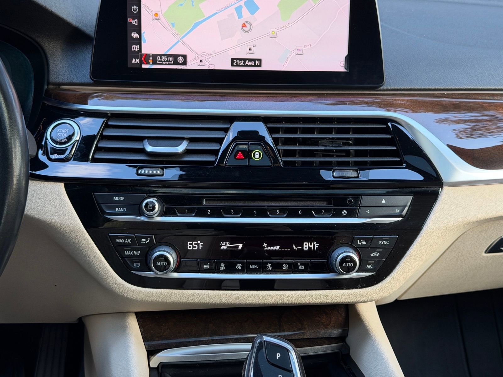 Used 2019 BMW 530i w/ Executive Package image 21