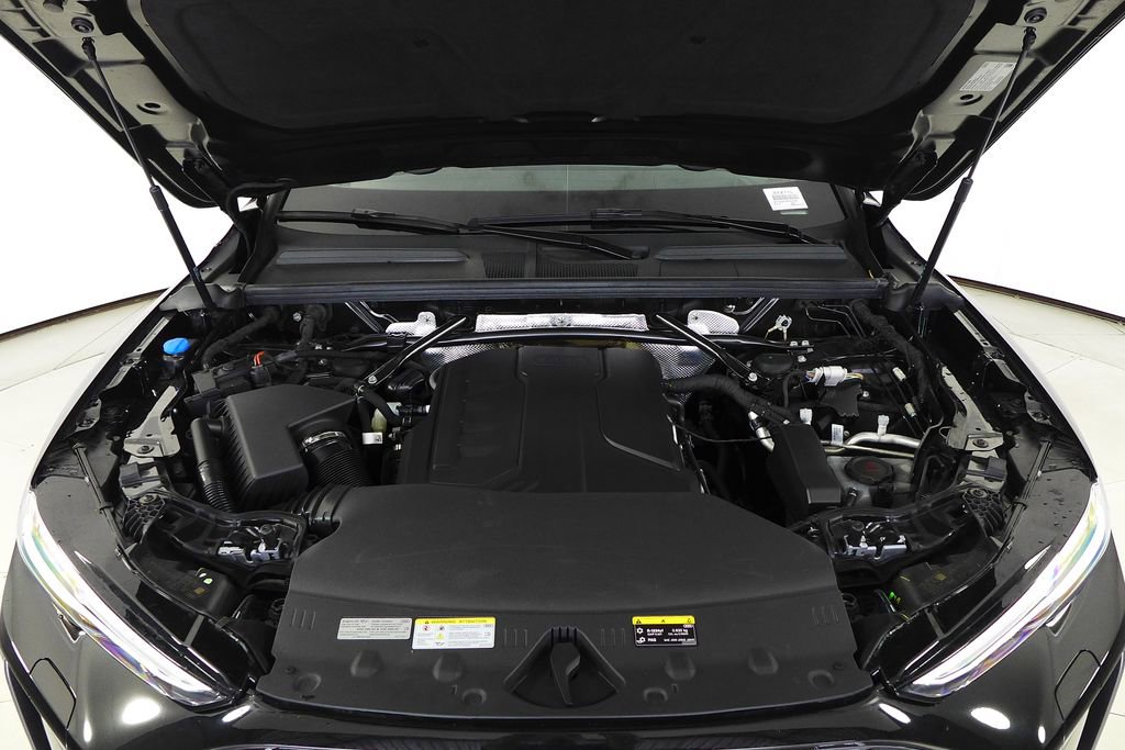 Used 2025 Audi Q5 Premium Plus w/ Premium Plus image 6