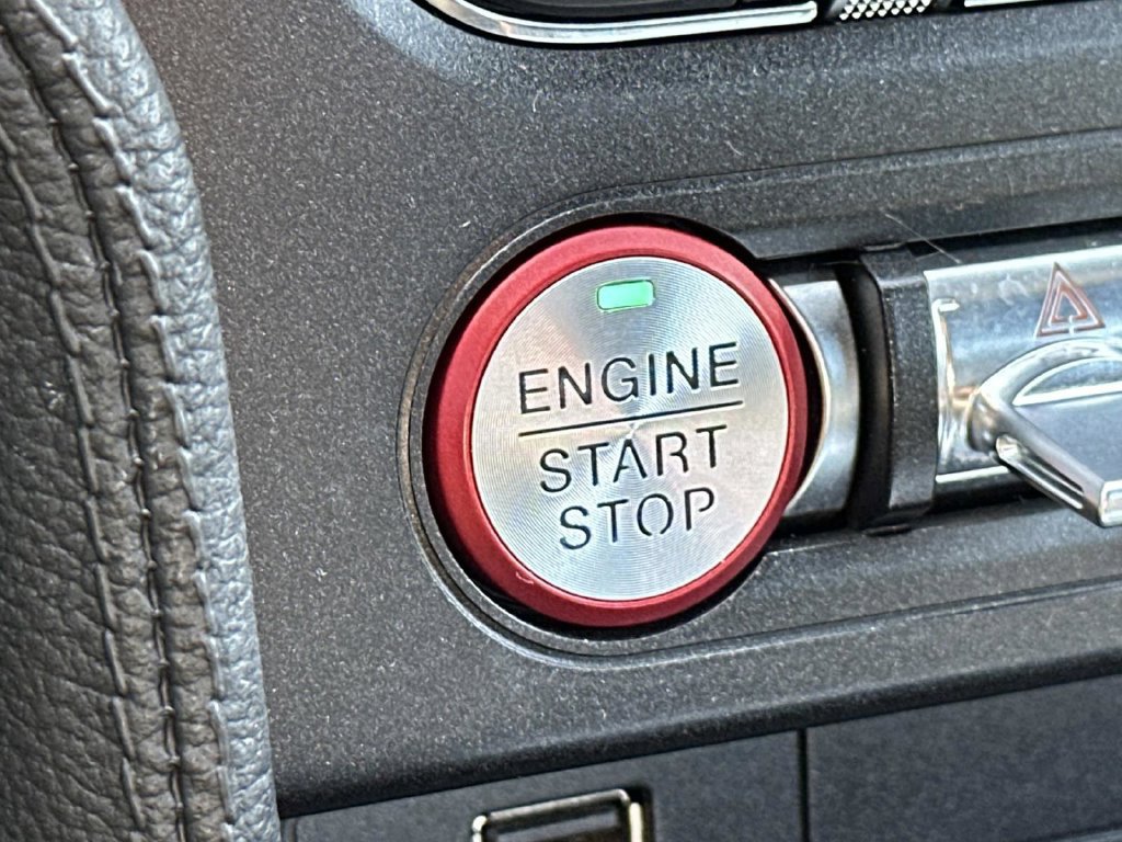 Used 2019 Ford Mustang GT Premium w/ Equipment Group 401A RWD image 27