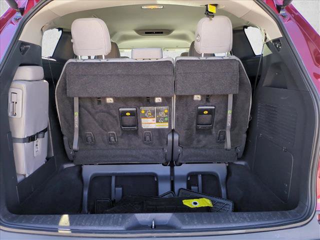 Certified 2026 Toyota Sienna LE AWD/4WD image 6